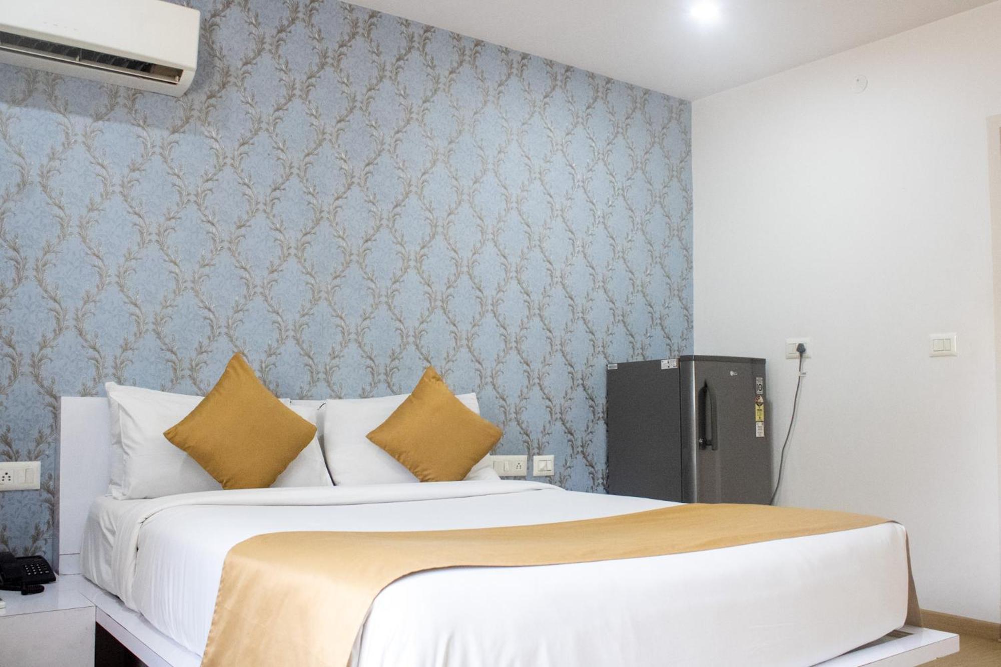 Mystic Hotel Koramangala Bangalore Bagian luar foto